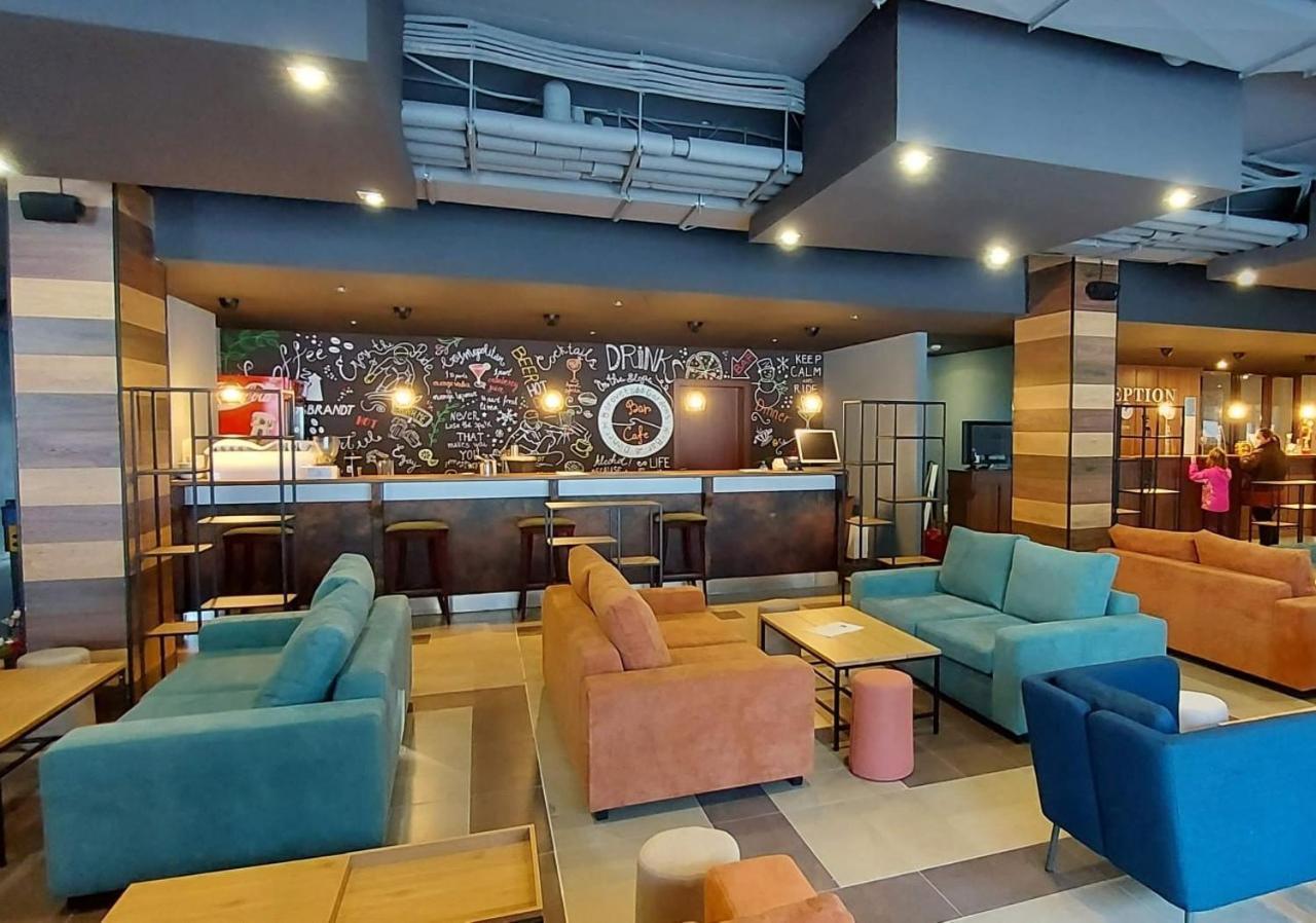 B55 Studio โบโรเวทส์ ภายนอก รูปภาพ